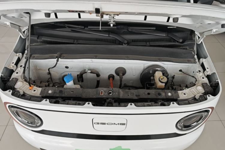 Used Geely Galaxy Panda 2024 Panda Mini 200km Endurance Bear Engine Bay