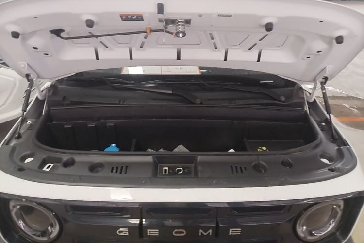 Used Geely Galaxy Panda 2024 200km Panda Rider Engine Bay