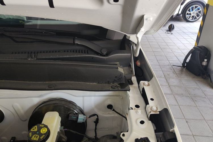 Used Geely Galaxy Panda 2024 Panda Mini 200km Endurance Bear Engine Bay Left