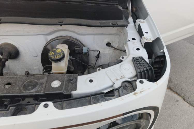 Used Geely Galaxy Panda 2024 Panda Mini 200km Endurance Bear Engine Bay Left