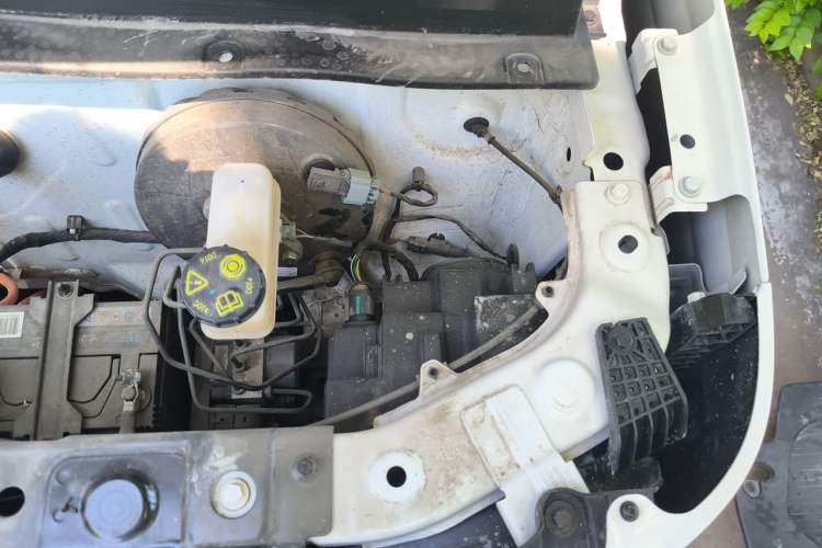 Used Geely Galaxy Panda 2024 Panda Mini 200km Endurance Bear Engine Bay Left