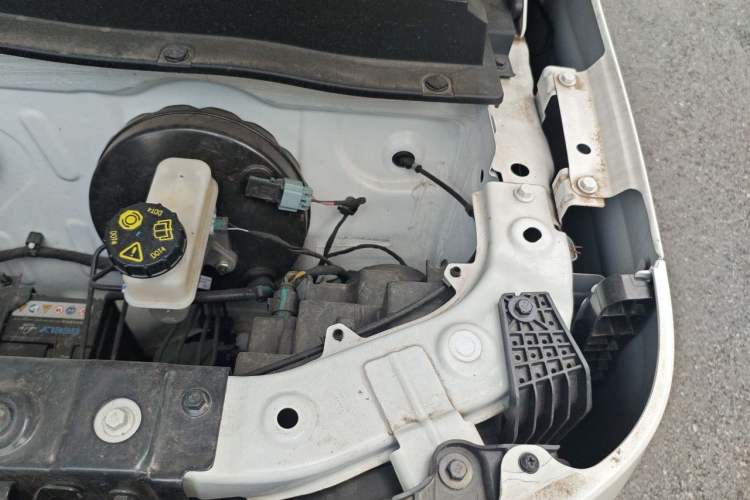 Used Geely Galaxy Panda 2024 Panda Mini 200km Endurance Bear Engine Bay Left