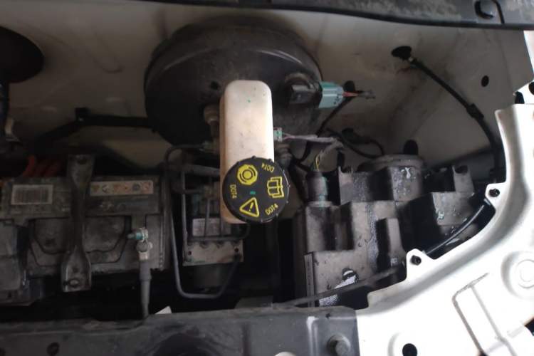 Used Geely Galaxy Panda 2024 Panda Mini 200km Endurance Bear Engine Bay Left