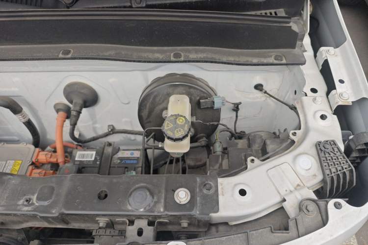 Used Geely Galaxy Panda 2024 Panda Mini 200km Endurance Bear Engine Bay Left