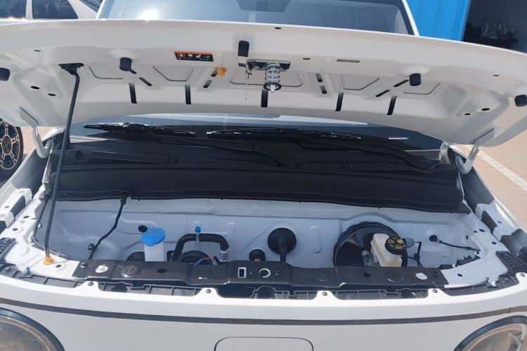 Used Geely Galaxy Panda 2024 Panda Mini 200km Endurance Bear Engine Bay