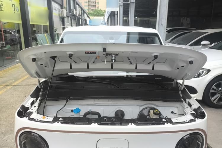 Used Geely Galaxy Panda 2024 Panda Mini 200km Endurance Bear Engine Bay
