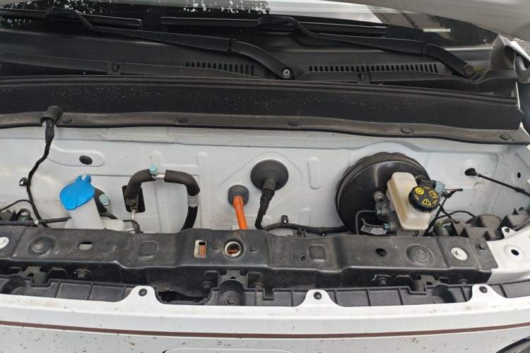 Used Geely Galaxy Panda 2024 Panda Mini 200km Endurance Bear Engine Bay