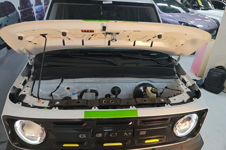 Used Geely Galaxy Panda 2024 200km Panda Rider Engine Bay