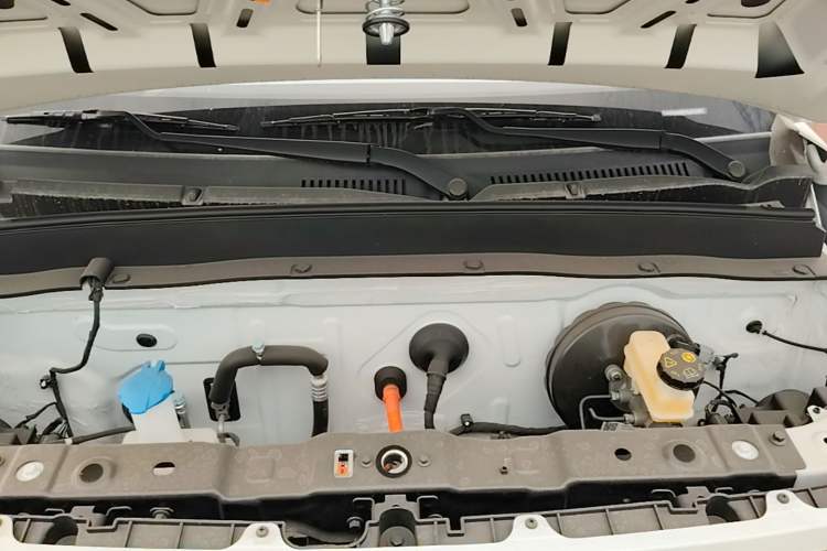 Used Geely Galaxy Panda 2024 Panda Mini 200km Endurance Bear Engine Bay