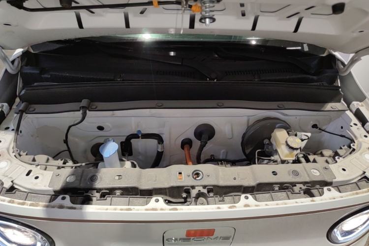 Used Geely Galaxy Panda 2024 Panda Mini 200km Endurance Bear Engine Bay