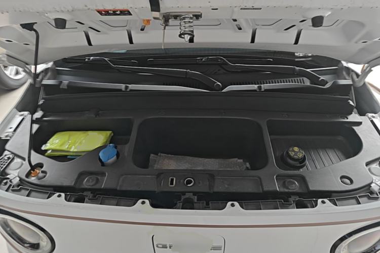 Used Geely Galaxy Panda 2024 Panda Mini 200km Endurance Bear Engine Bay