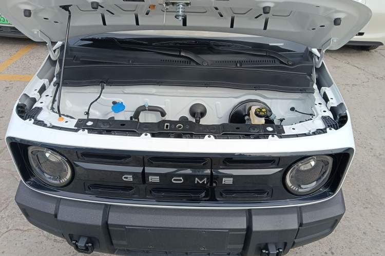 Used Geely Galaxy Panda 2024 200km Panda Rider Engine Bay