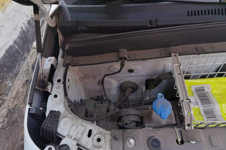 Used Geely Galaxy Panda 2024 200km Panda Rider Engine Bay Right