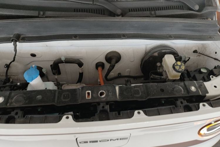 Used Geely Galaxy Panda 2024 Panda Mini 200km Endurance Bear Engine Bay