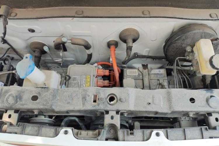 Used Geely Galaxy Panda 2024 Panda Mini 200km Endurance Bear Engine Bay