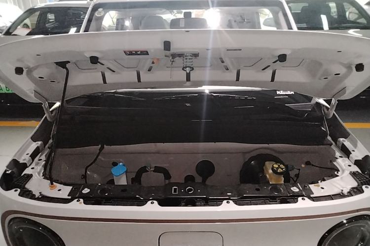 Used Geely Galaxy Panda 2024 Panda Mini 200km Longteng PRO Edition Engine Bay