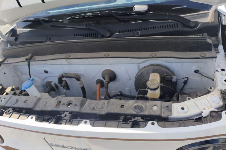 Used Geely Galaxy Panda 2024 Panda Mini 200km Endurance Bear Engine Bay