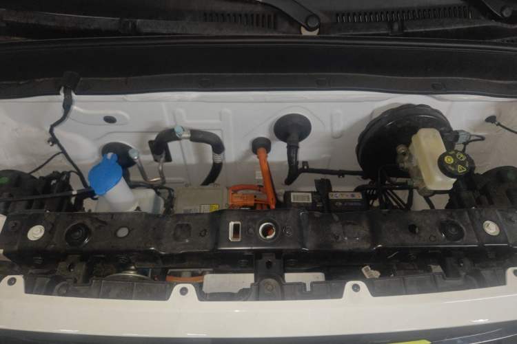 Used Geely Galaxy Panda 2024 200km Panda Rider Engine Bay