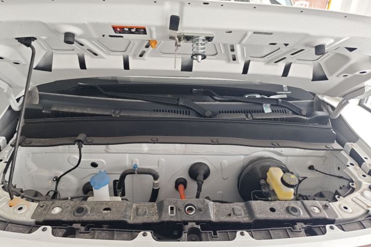 Used Geely Galaxy Panda 2024 Panda Mini 200km Endurance Bear Engine Bay