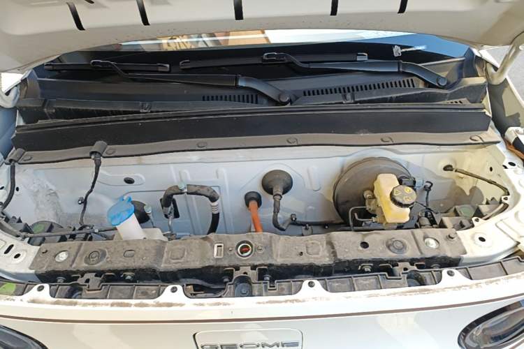 Used Geely Galaxy Panda 2024 Panda Mini 200km Longteng PRO Edition Engine Bay