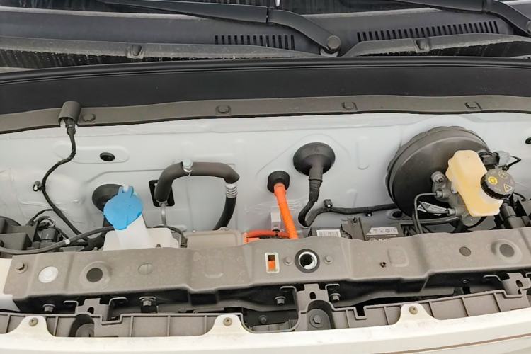 Used Geely Galaxy Panda 2024 Panda Mini 200km Endurance Bear Engine Bay