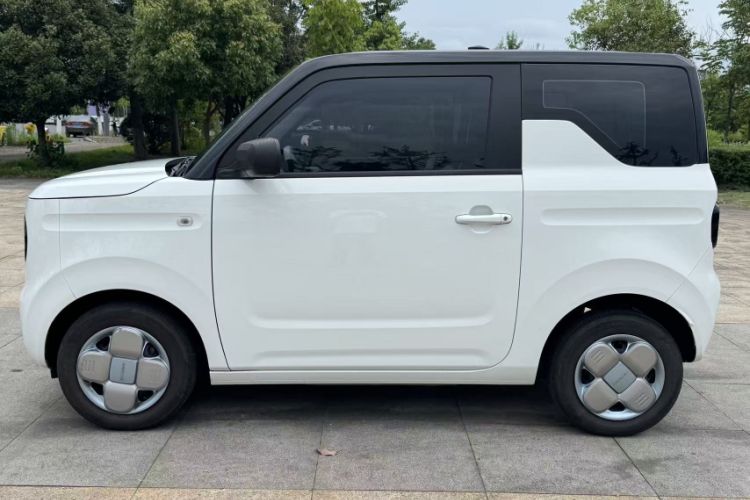 Used Geely Galaxy Panda 2024 Panda Mini 200km Endurance Bear Exterior 1