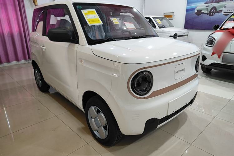 Used Geely Galaxy Panda 2024 Panda Mini 200km Endurance Bear Exterior 1