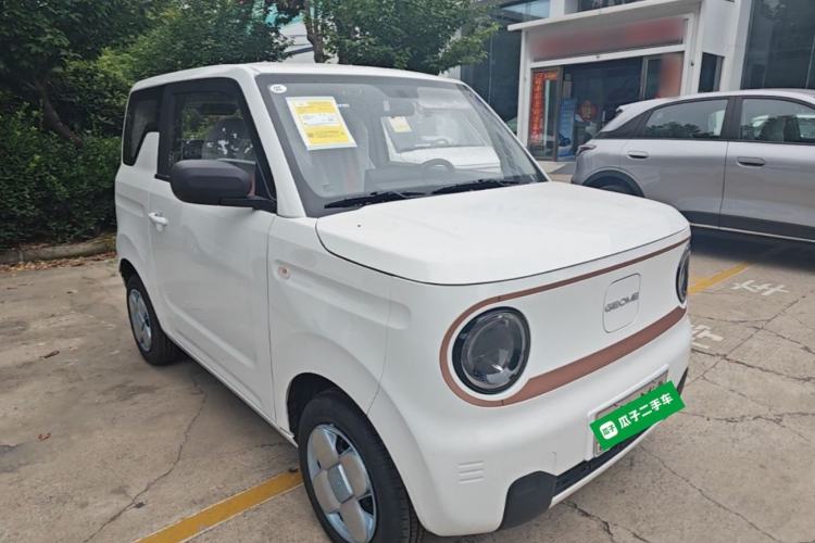 Used Geely Galaxy Panda 2024 Panda Mini 200km Endurance Bear Exterior 1
