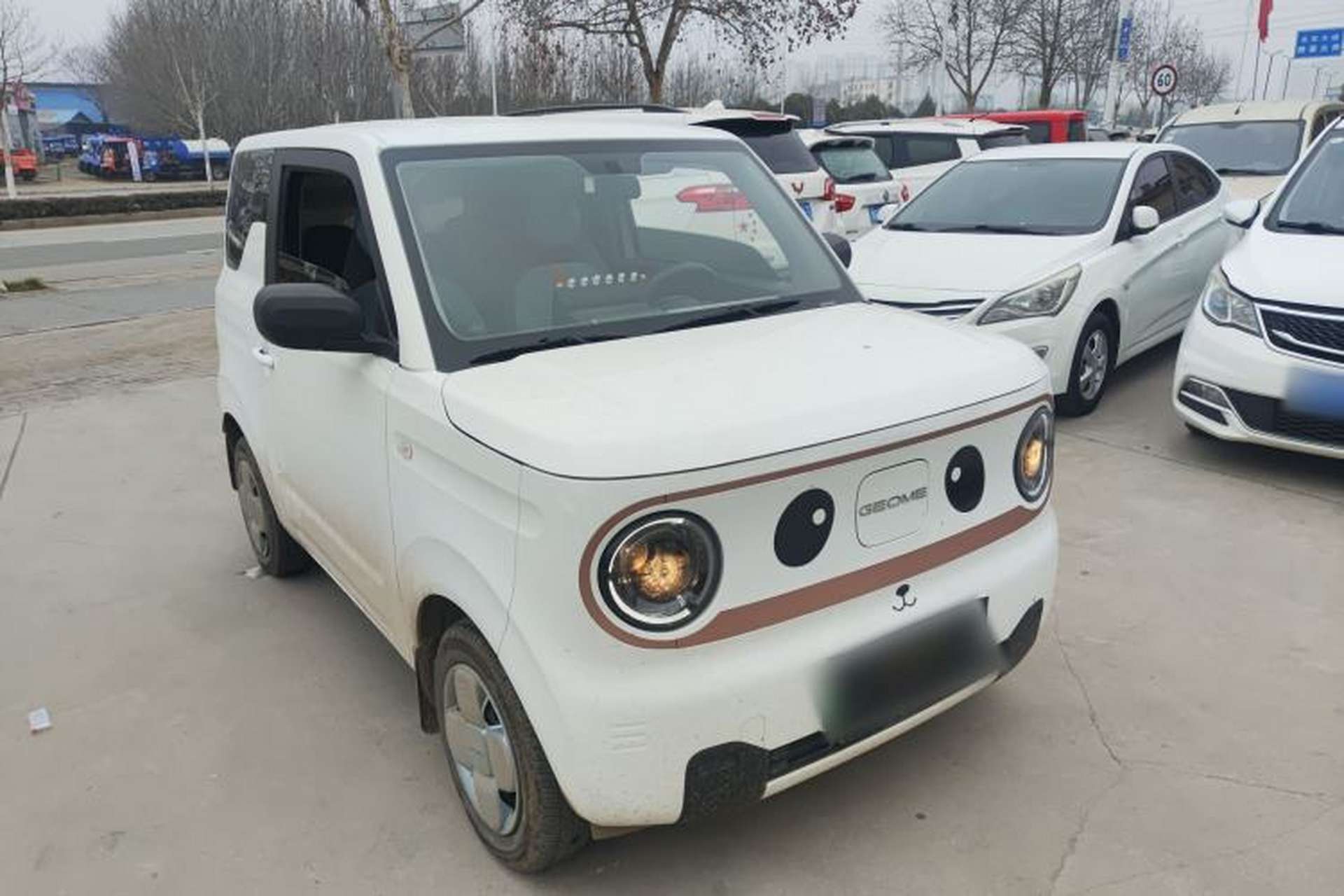 Used Geely Galaxy Panda 2024 Panda Mini 200km Endurance Bear Exterior 1