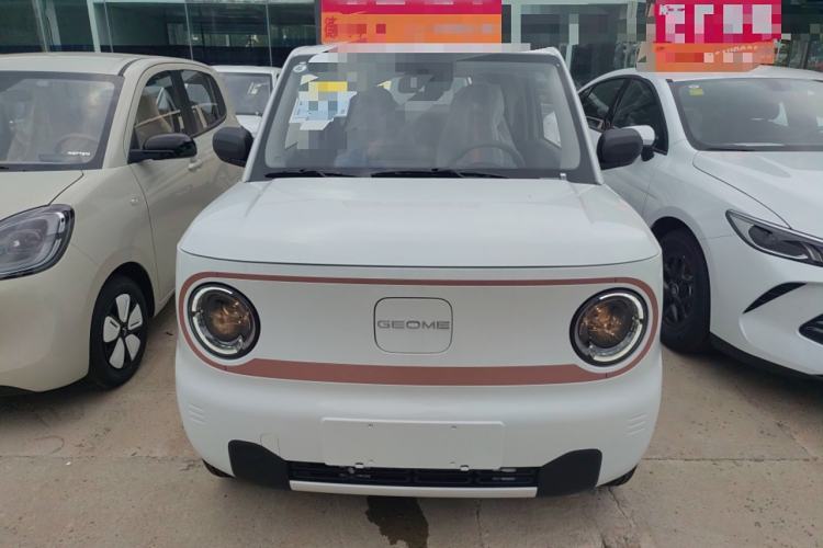 Used Geely Galaxy Panda 2024 Panda Mini 200km Endurance Bear Exterior 1