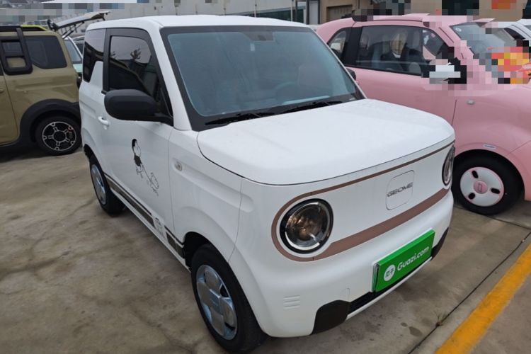 Used Geely Galaxy Panda 2024 Panda Mini 200km Endurance Bear Exterior 1