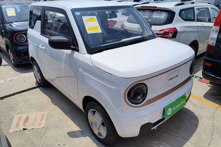 Used Geely Galaxy Panda 2024 Panda Mini 200km Endurance Bear Exterior 1