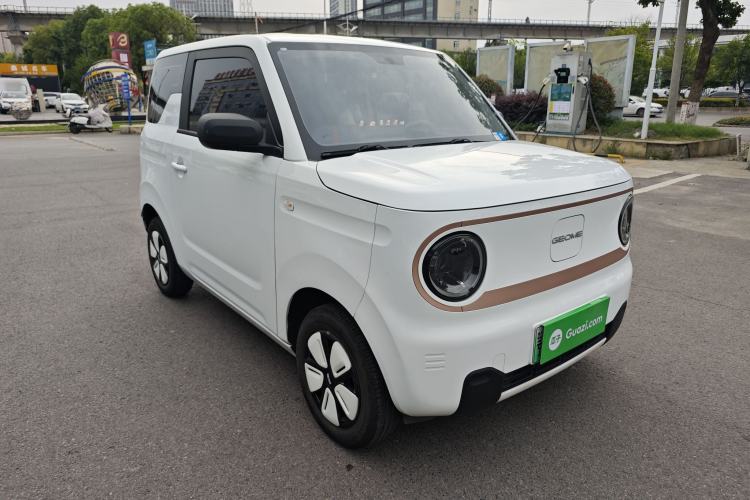 Used Geely Galaxy Panda 2024 Panda Mini 200km Endurance Bear Exterior 2
