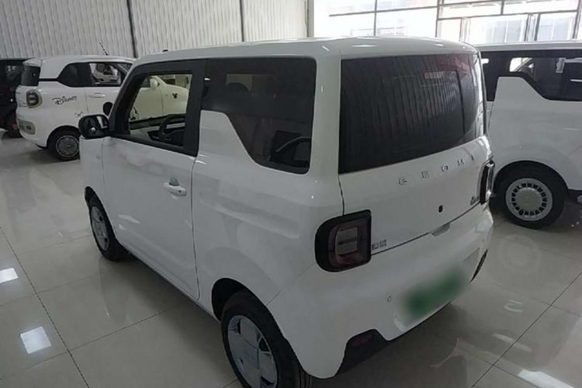 Used Geely Galaxy Panda 2024 Panda Mini 200km Endurance Bear Exterior 2