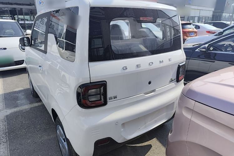 Used Geely Galaxy Panda 2024 Panda Mini 200km Endurance Bear Exterior 2
