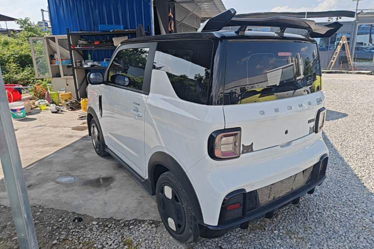 Used Geely Galaxy Panda 2024 200km Panda Kart Exterior 2