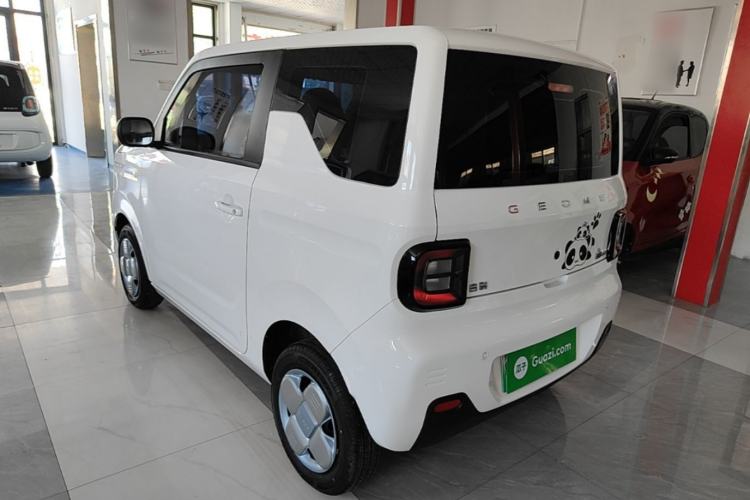 Used Geely Galaxy Panda 2024 Panda Mini 200km Endurance Bear Exterior 2