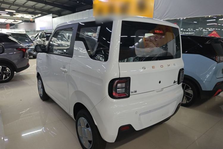Used Geely Galaxy Panda 2024 Panda Mini 200km Endurance Bear Exterior 2