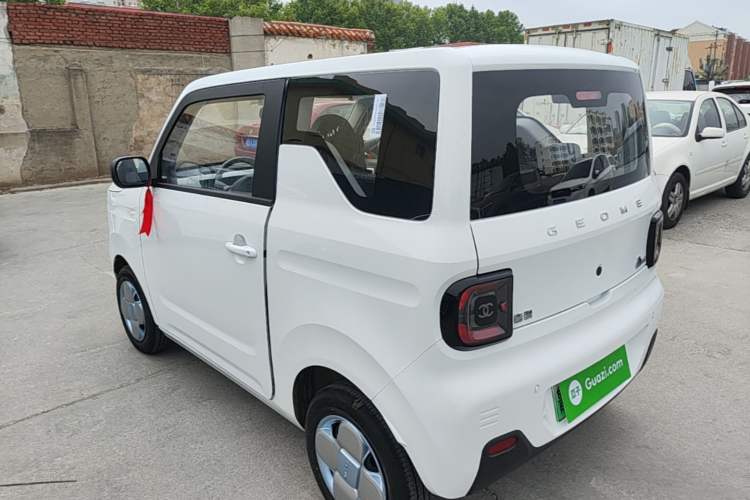 Used Geely Galaxy Panda 2024 Panda Mini 200km Endurance Bear Exterior 2