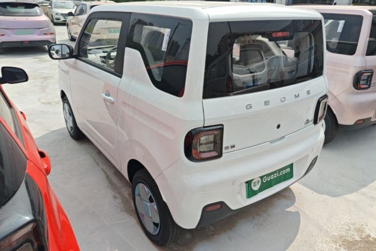 Used Geely Galaxy Panda 2024 Panda Mini 200km Endurance Bear Exterior 2