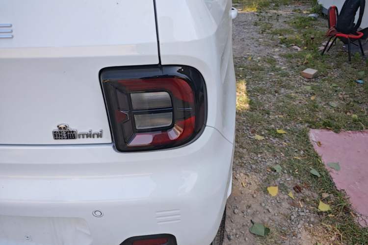 Used Geely Galaxy Panda 2024 Panda Mini 200km Endurance Bear Exterior 3