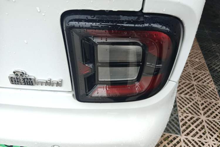 Used Geely Galaxy Panda 2024 Panda Mini 200km Endurance Bear Exterior 3