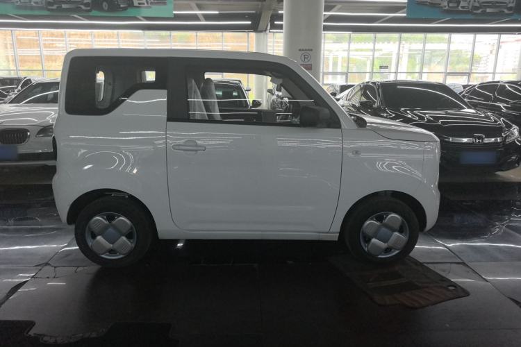 Used Geely Galaxy Panda 2024 Panda Mini 200km Endurance Bear Exterior 3