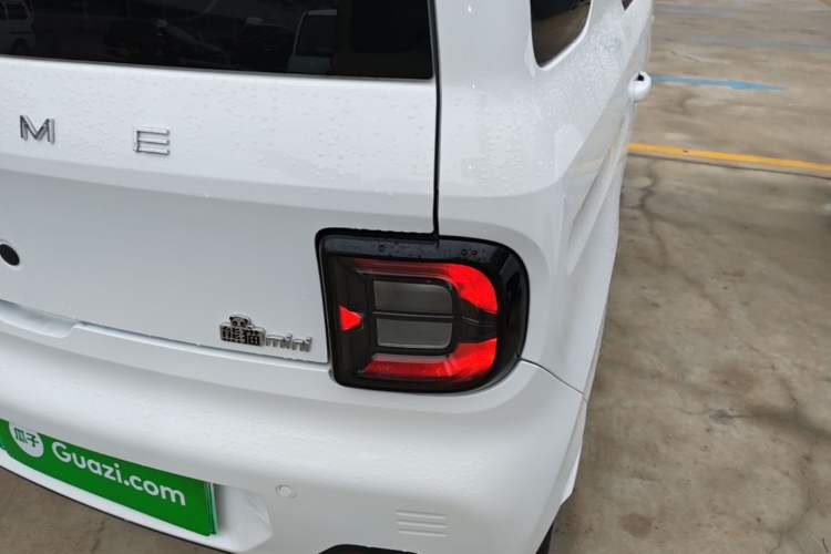 Used Geely Galaxy Panda 2024 Panda Mini 200km Endurance Bear Exterior 3