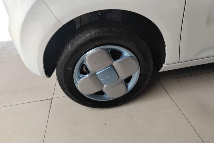 Used Geely Galaxy Panda 2024 Panda Mini 200km Endurance Bear Exterior 4