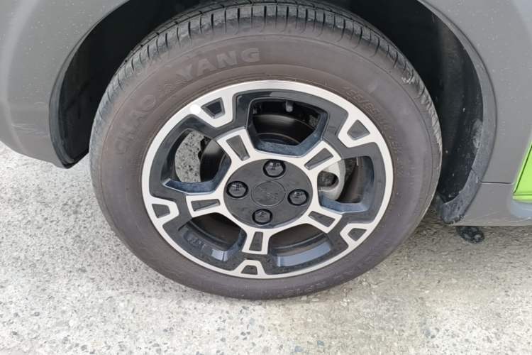 Used Geely Galaxy Panda 2024 200km Panda Kart Exterior 4