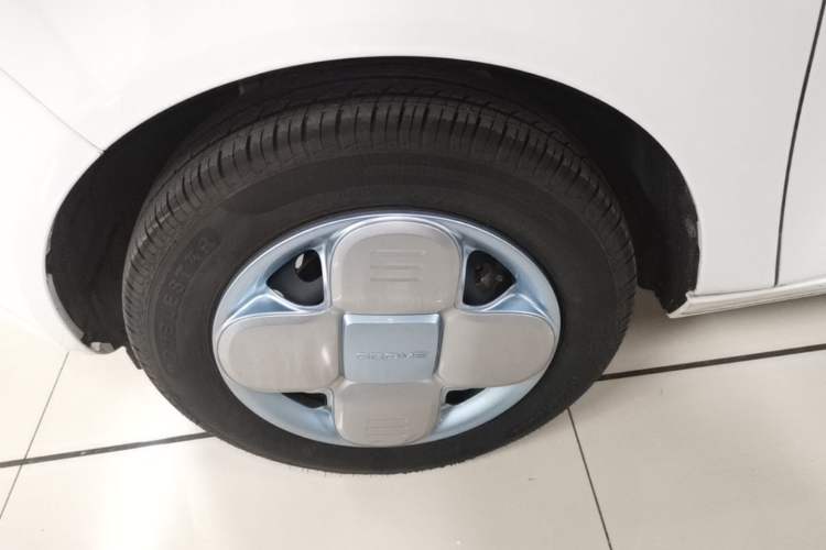 Used Geely Galaxy Panda 2024 Panda Mini 200km Endurance Bear Exterior 4