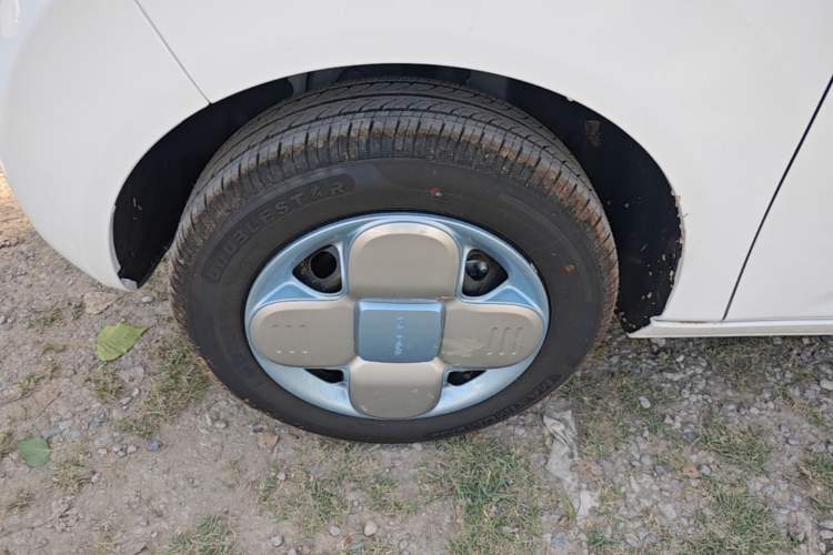 Used Geely Galaxy Panda 2024 Panda Mini 200km Endurance Bear Exterior 4