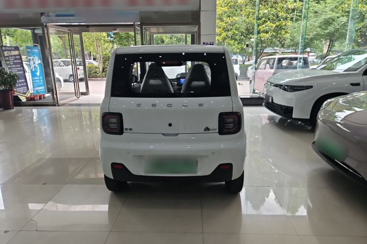 Used Geely Galaxy Panda 2024 Panda Mini 200km Endurance Bear Exterior 4