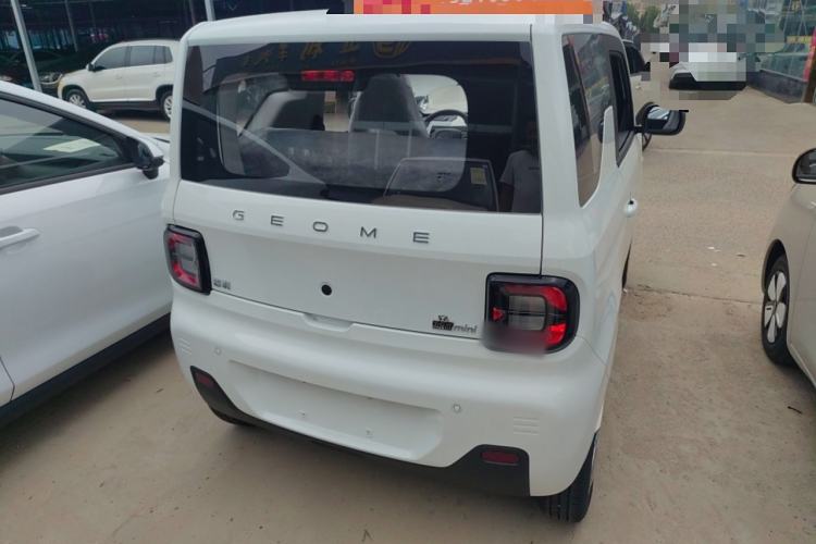 Used Geely Galaxy Panda 2024 Panda Mini 200km Endurance Bear Exterior 4